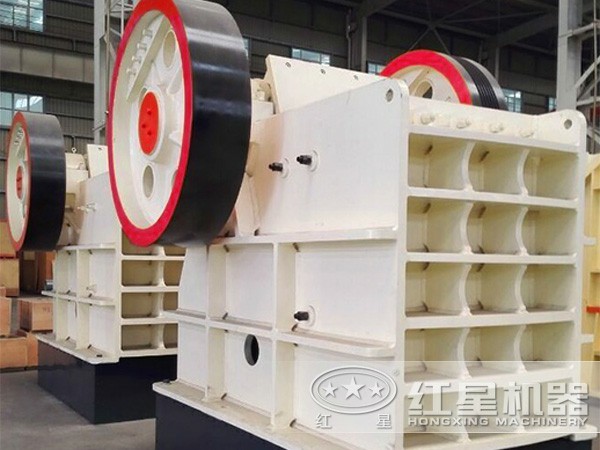 69石頭顎破機，產量為50-160t/h