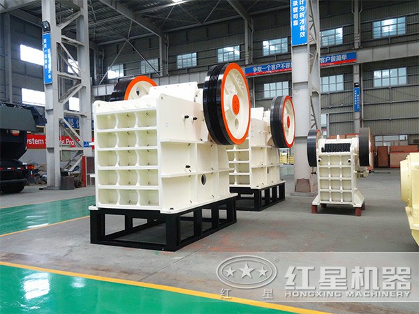 69石頭顎破機廠家，提供現貨，可到場考察