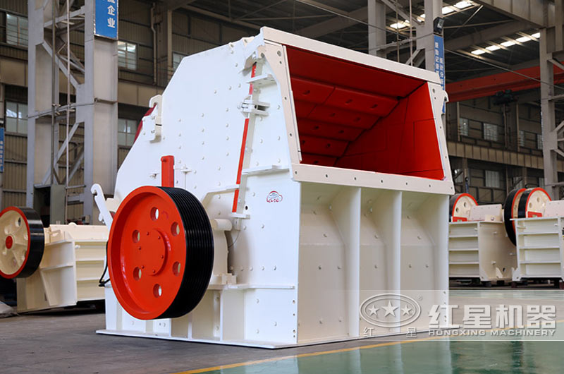 反擊式破碎機(jī)優(yōu)勢(shì),出料均勻,石粉少 反擊式破碎機(jī)優(yōu)勢(shì),出料均勻,石粉少