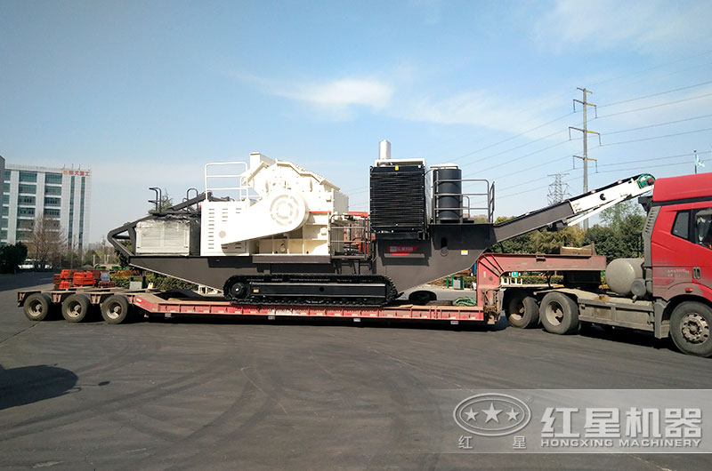時產200噸移動制砂機直接發(fā)往客戶現(xiàn)場 時產200噸移動制砂機直接發(fā)往客戶現(xiàn)場
